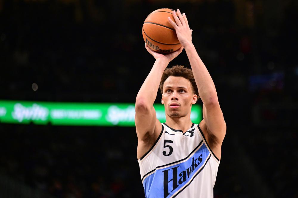 前锋霍伊伦 前锋霍伊伦